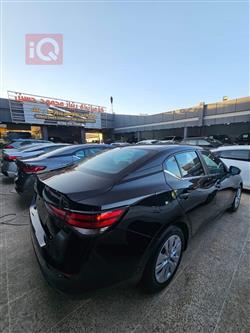 نیسان سێنترا